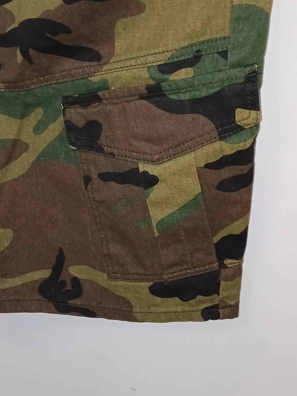 Shein Curve Camo Women's Denim Long Cargo Utility Shorts Jorts 2XL